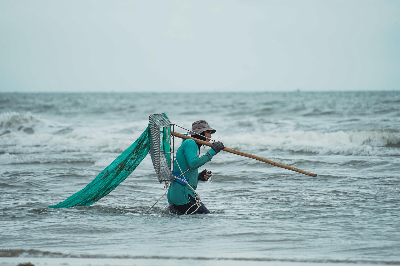 バイト選びで学業と両立しやすい職種・条件とは