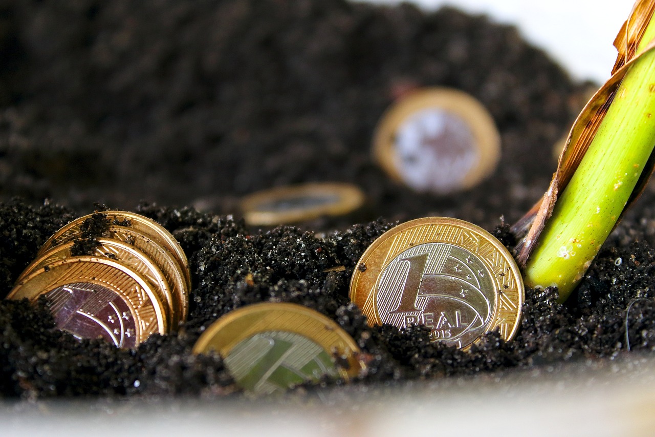 生活費を節約する10のテクニックとAI活用法